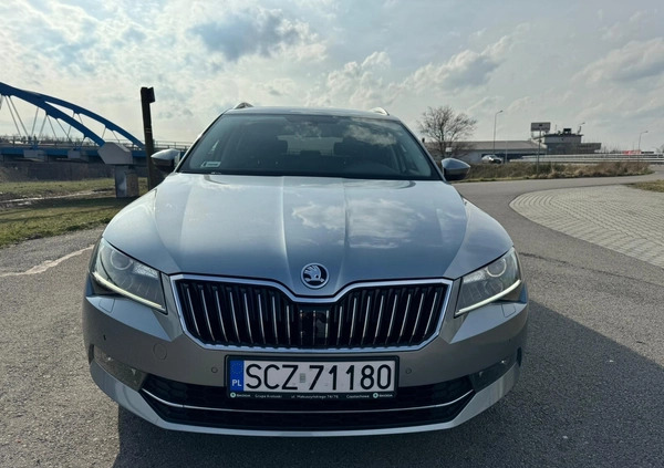 Skoda Superb cena 65000 przebieg: 182000, rok produkcji 2015 z Koronowo małe 121